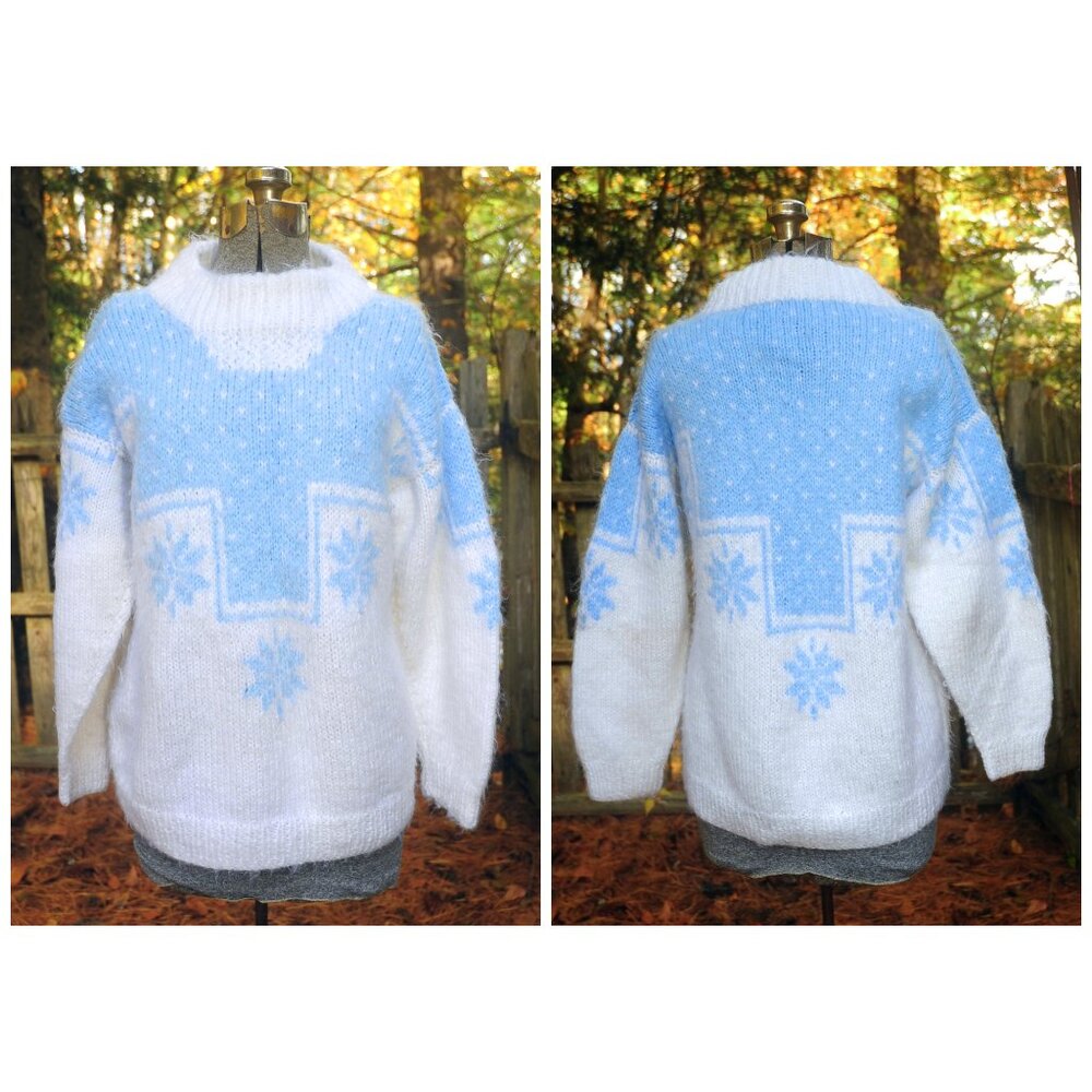 VTG 1990's Wool Fair Isle Nordic Snowflake Sweater MED Blue & White Angora